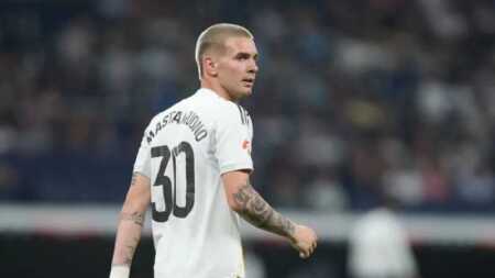 Se pintó de Blanco: Franco Mastantuono tuvo su estreno con la camiseta del Real Madrid Mastantuono debutó en el Real Madrid