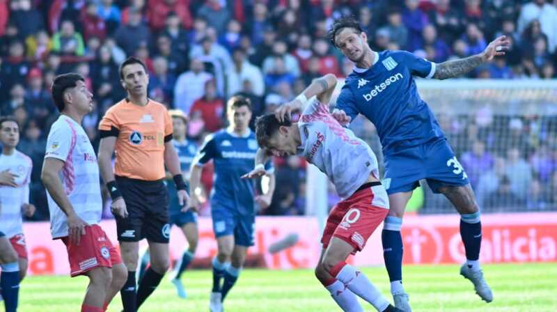 Liga Profesional: Argentinos Juniors goleó y hundió a Racing en La Paternal Liga Profesional