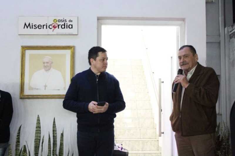 “Los mercaderes de la muerte están al acecho”: la advertencia del Dr. Fabio sobre la venta de drogas en los barrios.