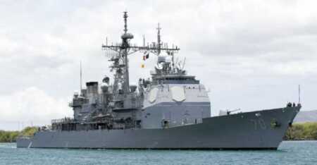 Estados Unidos refuerza su despliegue militar frente a Venezuela con un submarino nuclear estados unidos3 1 - 2