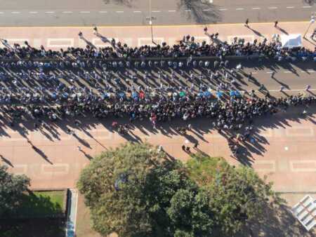 Con gran convocatoria, ya se vive la primera prueba piloto de la Estudiantina en Posadas “Los chicos sostienen la fiesta”, dijo Uffelman al analizar la edición número 75.