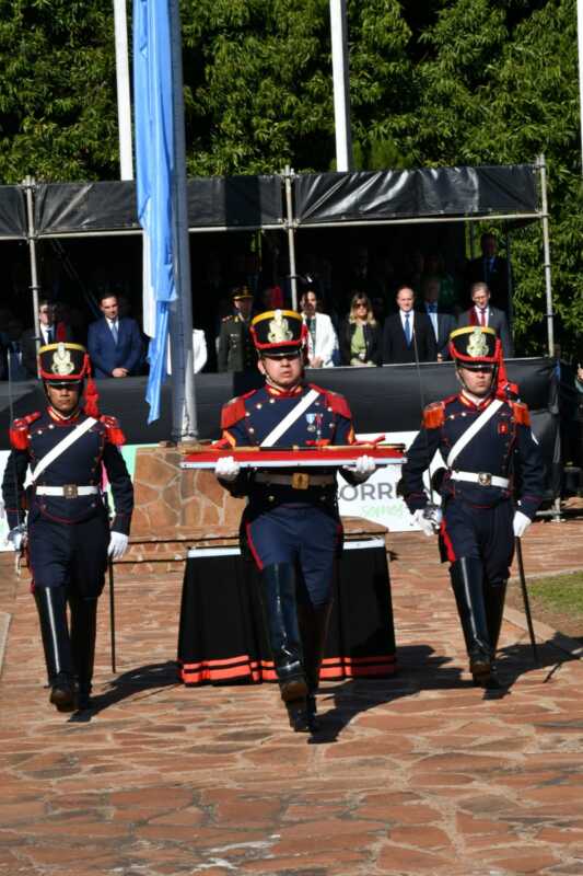 Valdés: ''la gloria eterna de San Martín guía a los correntinos'' 2 Gobernador Valdés llamó a mirar el futuro con la hidalguía de San Martín