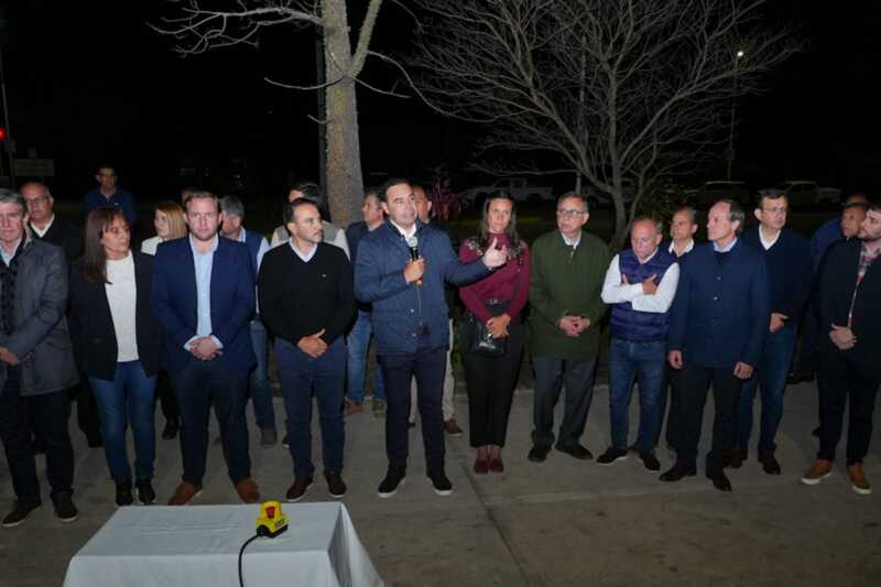 Valdés inauguró 5.000 metros de iluminación LED y 27 cuadras de asfalto en Ituzaingó 3 ituzaingo obras 6 - 2