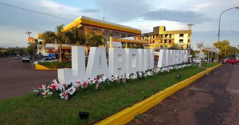 Joven motociclista lesionado en accidente vial en Jardín América