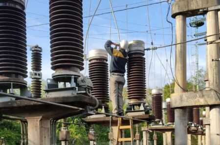 Mantenimiento en línea de alta tensión de 132kV hacia Puerto Iguazú cortes kusuka
