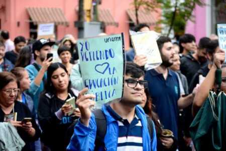 presupuesto universitario marcha Posadas - 2