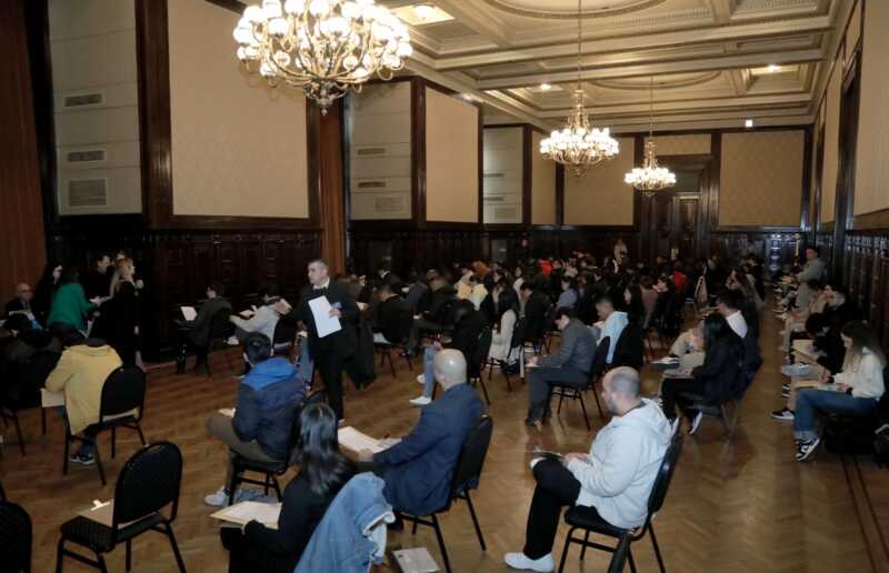 Residencias: ninguno aprobó el examen de revalidación