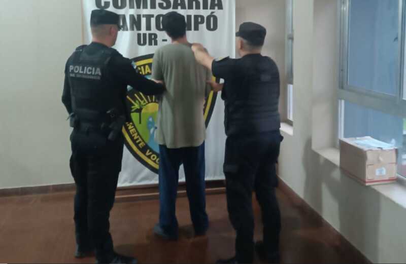 Santo Pipó: Tras alcoholemia positiva, intentó huir, agredió a policías y terminó detenido santo pipo