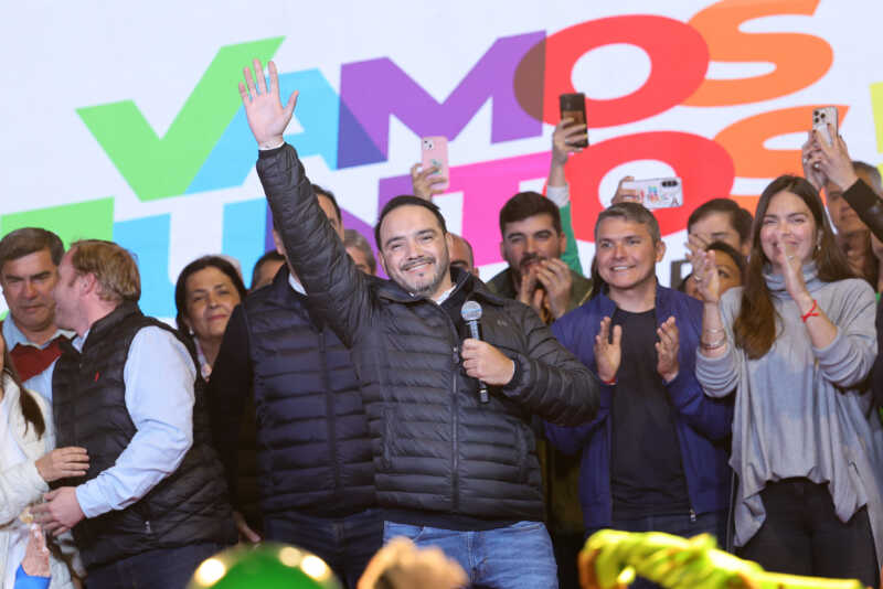 Cierre de campaña en Ituzaingó: Vamos Corrientes anticipa triunfo en primera vuelta 2 Vamos Corrientes realizó su cierre de campaña en Ituzaingó con la presencia de candidatos locales y provinciales.