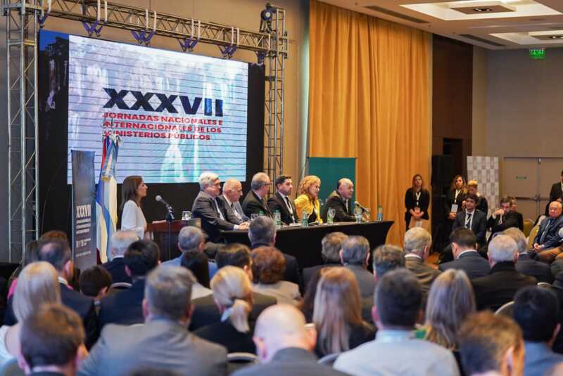 3 JORNADAS NACIONALES E INTERNACIONALES DE LOS MINISTERIOS PUBLICOS - 7