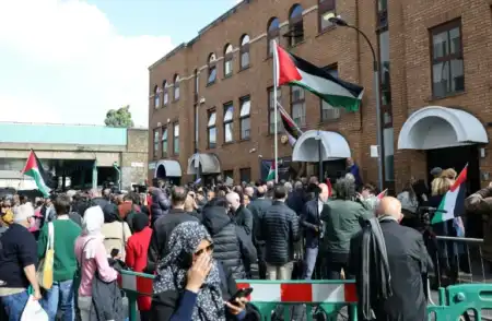 Histórico: izan la bandera de Palestina en Londres tras el reconocimiento británico 3e0f21f11cbb03474fa50d53be66377b - 3