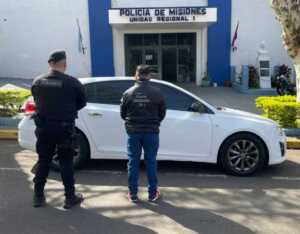 Pareja arrestada por violento robo en Posadas y secuestran auto robado en la fuga 7 74286729 6646 49f6 aa7f d775ba29cf7c - 6