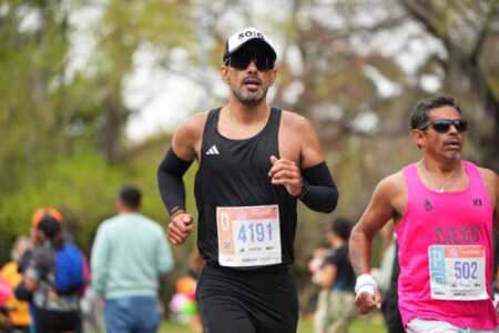 Maratón de Buenos Aires: “El desafío de correr conociendo los límites y superarlos con trabajo” Hernan Carreras en la Maratón de Buenos Aires 42k