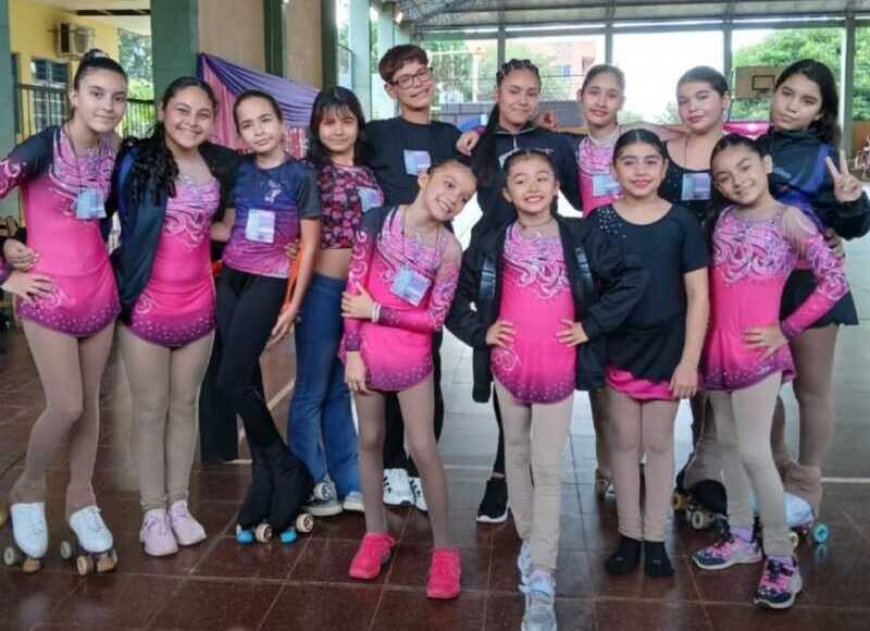Juntan fondos para que patinadoras de Posadas viajen al Sudamericano de Mendoza Patinadoras Posadas