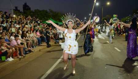 Se viene la Estudiantina 2025: conocé el cronograma de la primera noche de calle estudiantina 2025