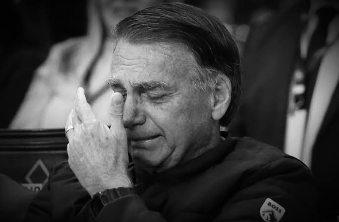 Bolsonaro fue internado en Brasilia para una cirugía por hernia inguinal 5 G0bTSY5XsAAfC D - 4