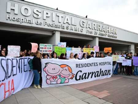 La cruda realidad de los padres del Garrahan: “hay familias que se están suicidando” hospital garrahan