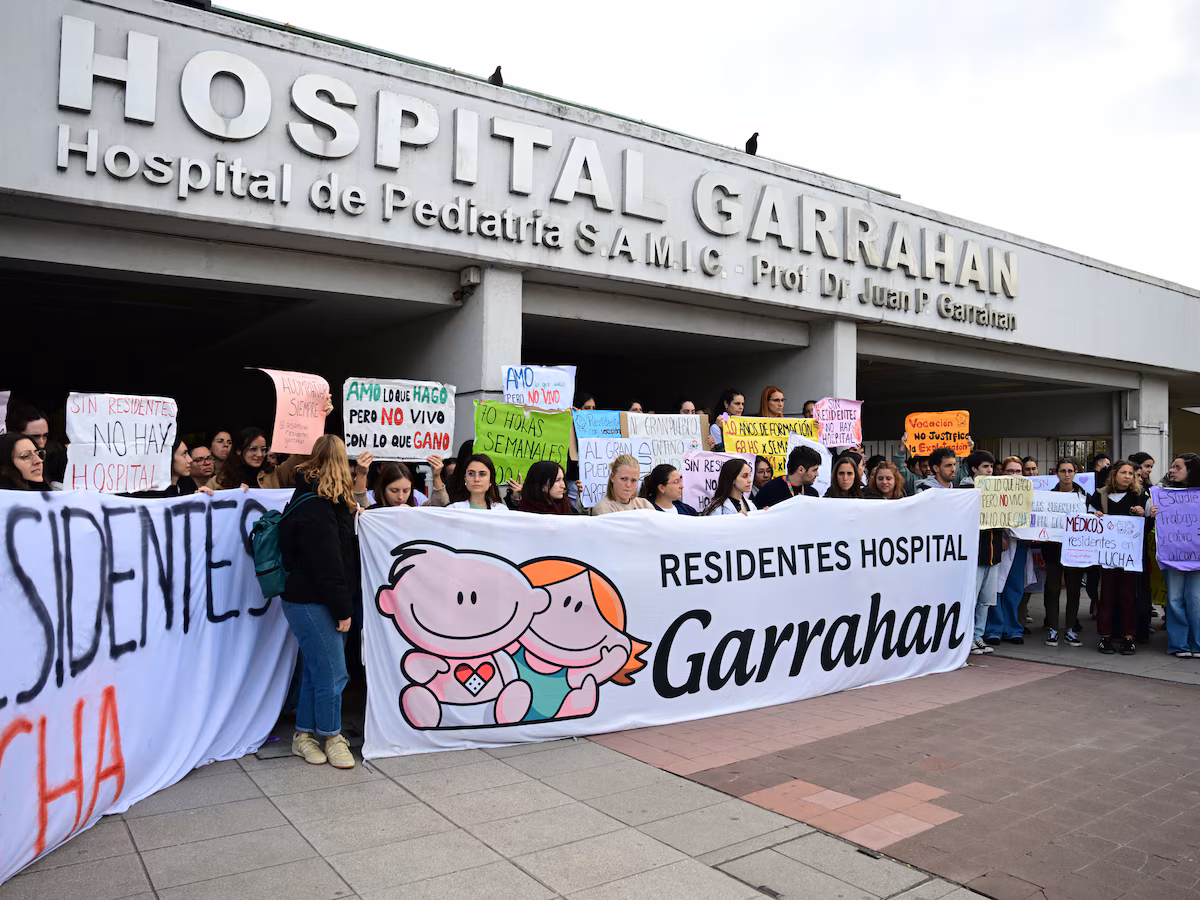 “Hay vidas en juego”: Garrahan pide a legisladores rechazar veto a la Emergencia Pediátrica 2 Garrahan