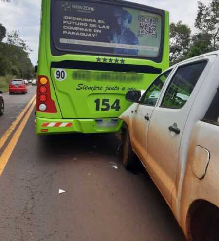 Accidente en cadena en Puerto Iguazú dejó un conductor hospitalizado Imagen de WhatsApp 2025 09 11 a las 16.56.09 e6f21a6f e1757621931930 - 3