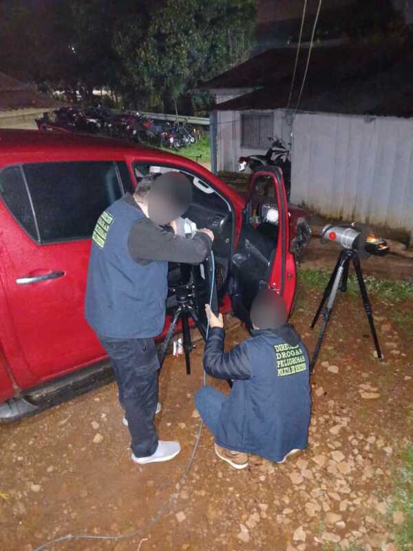 Detectan y secuestran más de 300 kilos de droga en una camioneta robada en Brasil 2 Dispositivo utilizado para detectar la droga