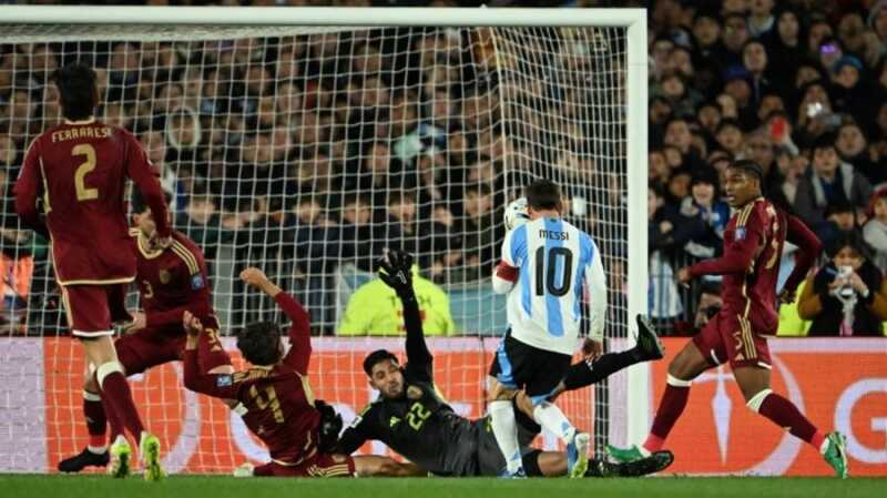 En el partido "despedida" de Messi, Argentina goleó 3 a 0 a Venezuela 2 argentina