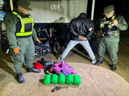 Cayó en el peaje con marihuana y un revólver en Misiones Marihuana