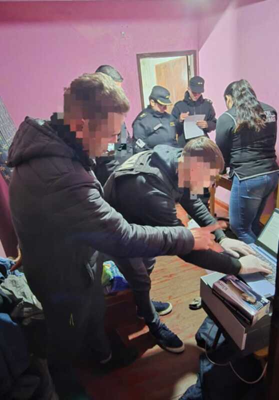 Oberá: Ropa de niños y pañales hallados en causa por abuso 3 Oberá