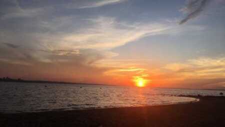 Las playas de Encarnación se renuevan para la temporada de verano Las playas de Encarnación recibirán un mantenimiento y reposición de arena para la temporada de verano.