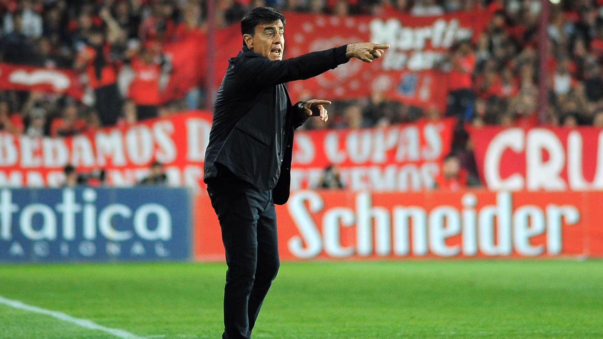 Gustavo Quinteros asumió como nuevo entrenador de Independiente 1 Quinteros