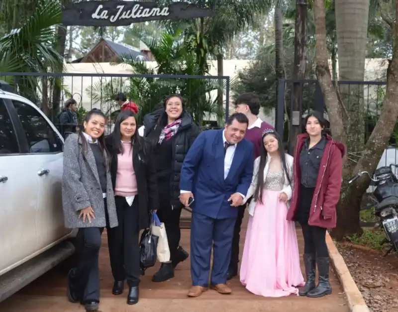 Anunciaron la cuarta edición de “Tus 15 Soñados” en Posadas 4 Tus 15 sonados 1 - 3