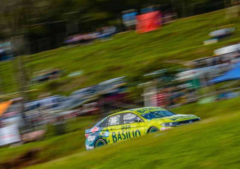 Turismo Nacional: Okulovich, con la confianza renovada para la Carrera de los 200 Pilotos 4 WhatsApp Image 2025 09 04 at 08.09.15 1 - 3