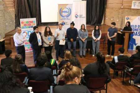 Jóvenes de Alem debatieron sobre pedofilia y trata infantil en el Modelo de Naciones Unidas alem naciones unidas 2 1 - 1