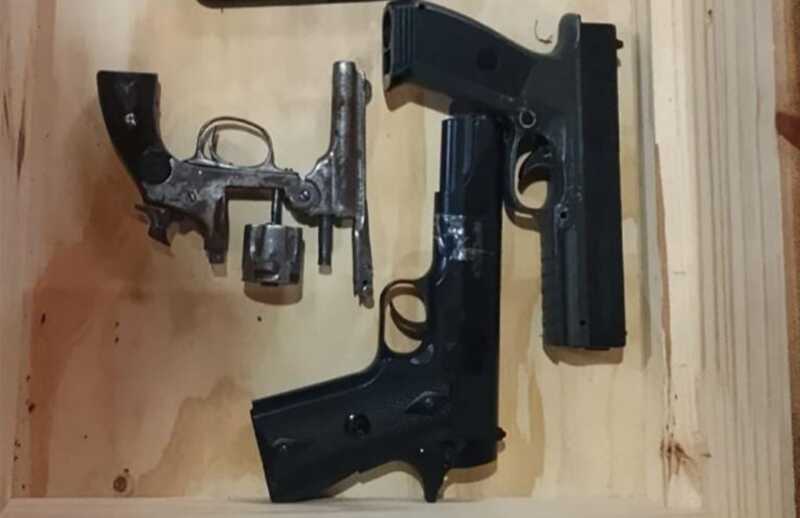 Posadas: demoraron dos menores, secuestraron armas y cocaína 2 arma - 1