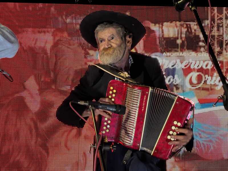 El chamamé hizo vibrar a Posadas en una noche de homenaje y fiesta popular 6 chamamé