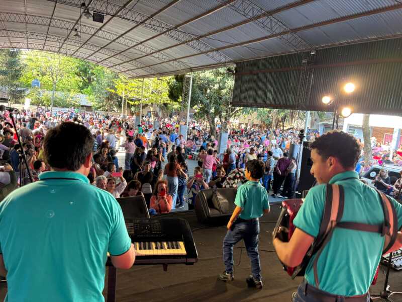Chamameceros hizo bailar a la comunidad de San Miguel con una mega fiesta 10 chamameceros