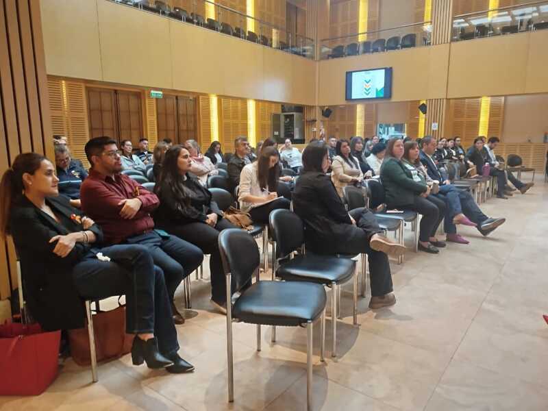 Alertan por intentos de suicidio en las escuelas de Misiones: “El panorama es alarmante” 6 charla prevencion suicidio 2 - 5
