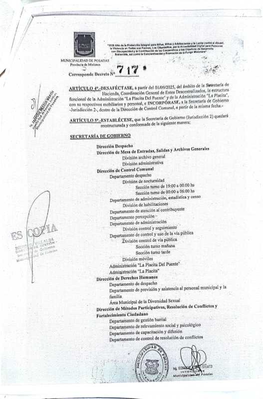 "Lalo" Stelatto oficializó el decreto de "poda de direcciones" en Posadas 7 decreto 717 lalo 3 - 6
