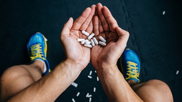 Doping y suplementos deportivos: alerta de la Federación Argentina de Cardiología 1 Uso indiscriminado de anabólicos y estimulantes aumenta hasta 20 veces el riesgo de muerte súbita.
