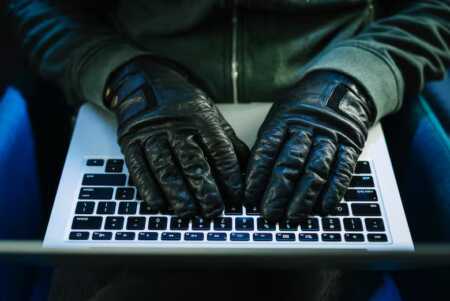 Alertan por falsa web de un “Bono Mujer $240.000” en Argentina estafas virtuales