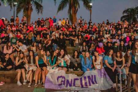Alem presentó su Estudiantina 2025: cuatro días de colores y alegría juvenil estudiantina