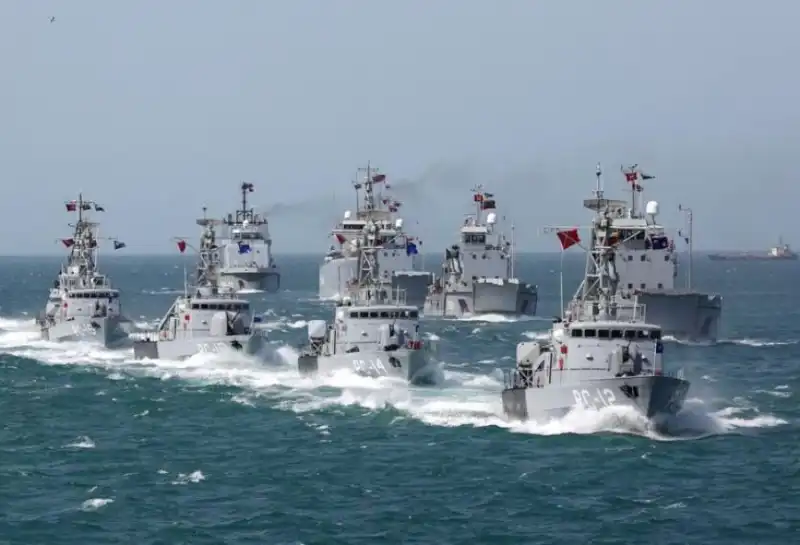 Maduro advirtió que Venezuela está lista para una lucha armada contra EE.UU. 5 fuerzas navieras - 4
