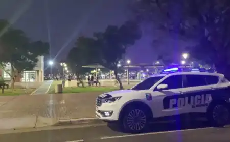 La Policía frustró dos inicios de grescas en la prueba piloto de la Estudiantina Estudiantina Policía