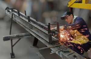 La industria metalúrgica profundiza su crisis: la capacidad ociosa alcanzó niveles similares a los de la pandemia La industria metalúrgica registró una nueva caída en mayo y la utilización de la capacidad instalada descendió al 39,8%, uno de los niveles más bajos de las últimas décadas.