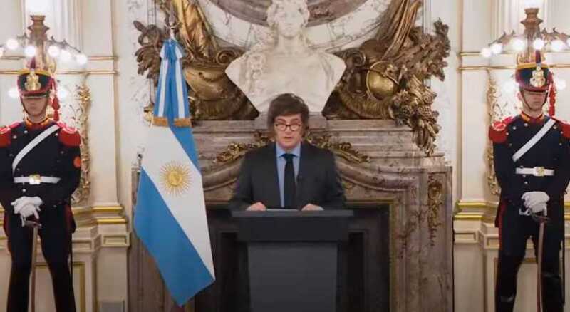 Milei presentó el Presupuesto 2026: las 10 frases más sobresalientes de la cadena 5 javier milei cadena - 4