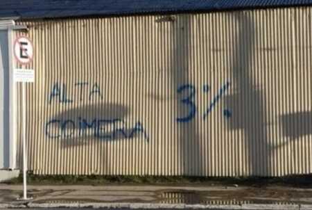 Milei no logró la convocatoria esperada y eligió suspender una caminata en Ushuaia La caída del ICG expone un desgaste en la evaluación general y en la percepción del interés público por parte del Ejecutivo.
