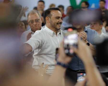 Elecciones 2025 en Corrientes: cómo Valdés consolidó su liderazgo político Análisis político de Corrientes: José Luis Mourazo destaca el resultado histórico de Valdés.