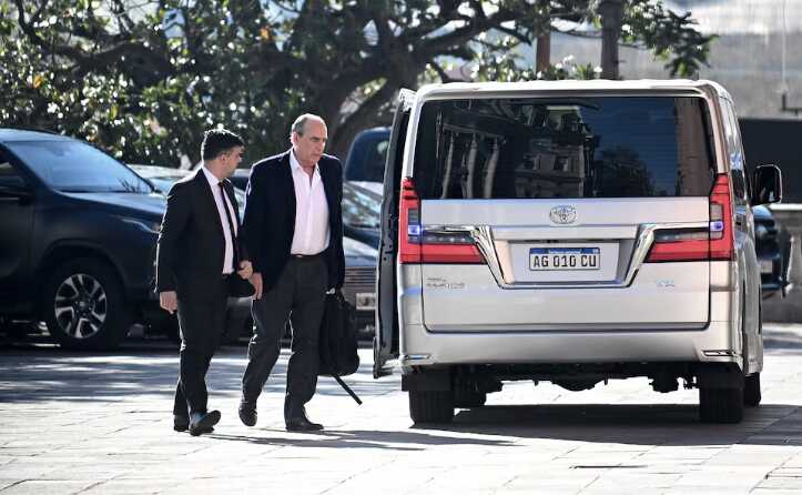 Milei reactivó la mesa política tras la derrota bonaerense y busca ordenar al oficialismo 5 mesa politica2 - 4