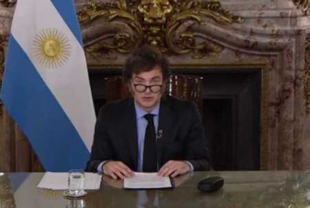 Milei presentó el Presupuesto 2026: las 10 frases más sobresalientes de la cadena milei 2 1 - 2