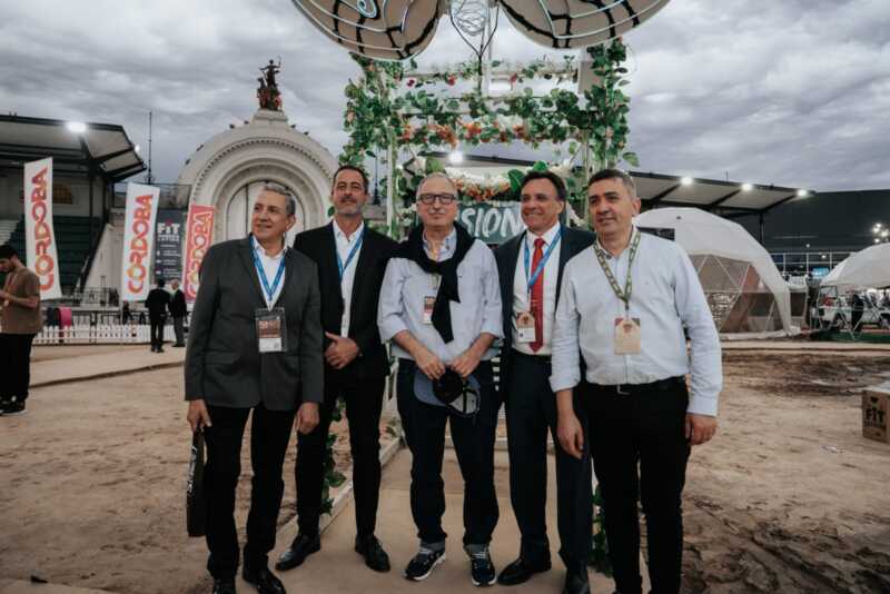 Passalacqua presentó la conexión aérea Iguazú-Lima en la FIT 2025 3 passalacqua iguazu lima 7 - 2