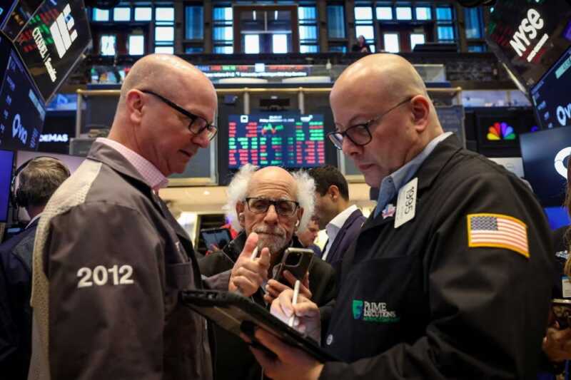 El dólar oficial alcanzó los $1.475 y el mayorista rozó el techo de la banda 5 riesgo pais - 4